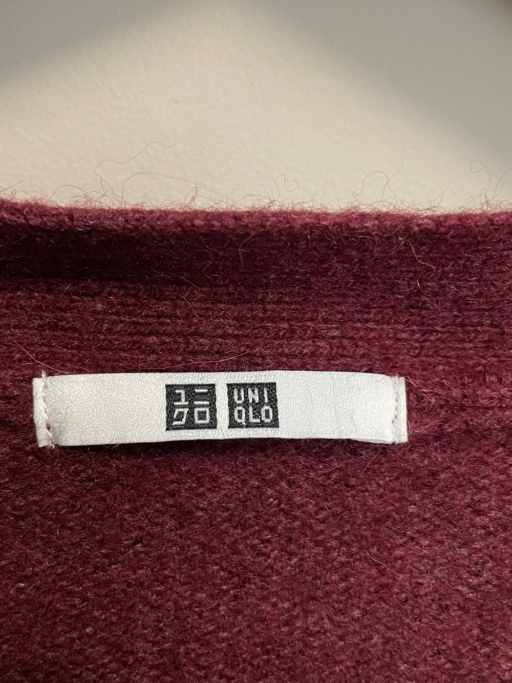 Uniqlo Burgundy Wool Alpaca Blend Cardigan Women’s Size Small - Picture 2 of 11
